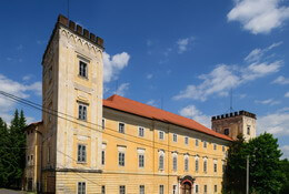Renaissance - Baroque Château, Žiar nad Hronom
